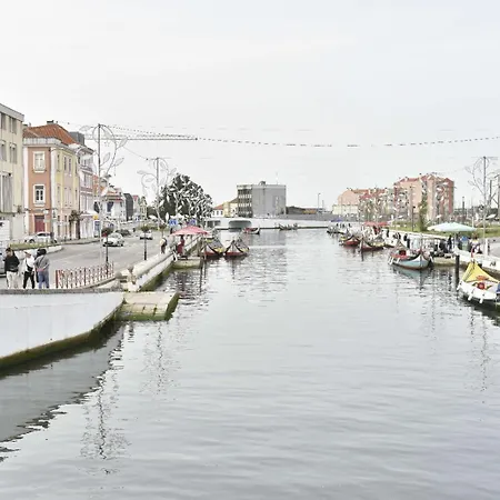 Beira Mar Loft - Suits 3* אבאירו